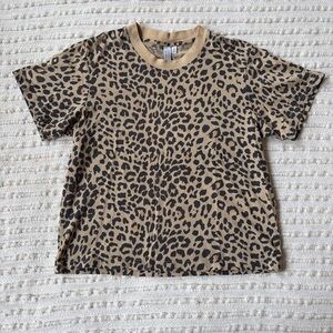 Lovers + Friends Cheetah Leopard Animal Print Baby Crop Cotton Tee Shirt Medium